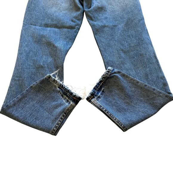 GRLFRND Karolina Straight Distressed Jean - Picture 8 of 8